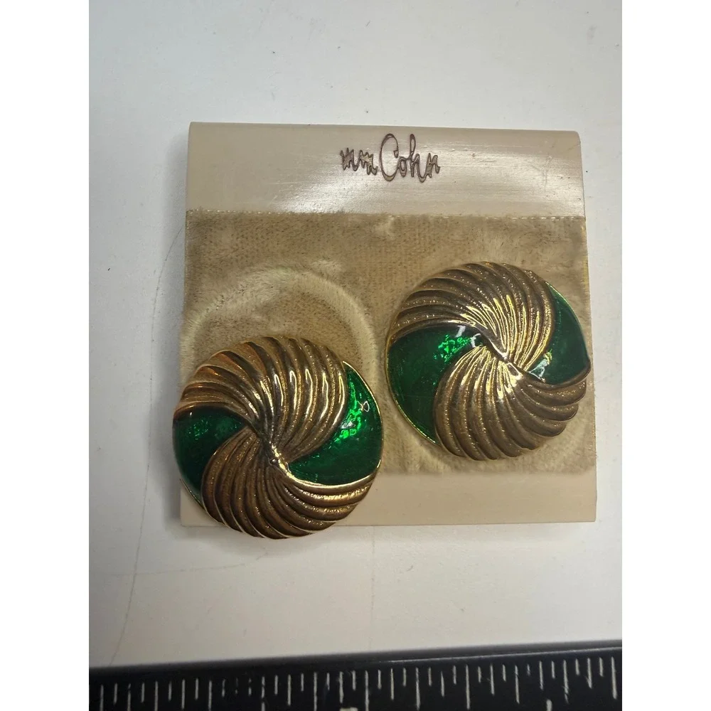 Mimi Cohn Vintage Gold Tone Emerald Green Enamel Swirl Clip On Earrings